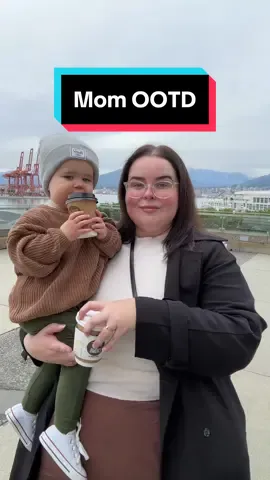Who is this diva? ✨ Skirt - @nettlestale  Trench - @OAK + FORT  Tights - @Snag - Clothes That Fit  Cashmere - @The Bay  Alexanders knit jersey and pants - @belan.j - LIB to save  #plussizemom #plussizeoutfit #plussizestyle #vancouvermom #vancouver #momstyle #momoutfit 