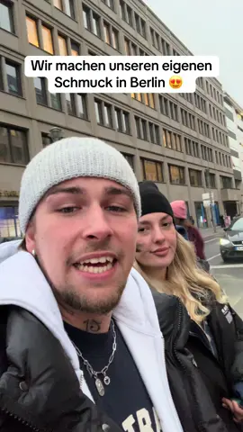 Ihr müsst dort hin !! 😍🇧🇦🇩🇪 #viral#fy#foryou#freundin#beziehung#schmuck#kette#armband#selfmade#personalisierterschmuck#personalisiert#berlin#Vlog