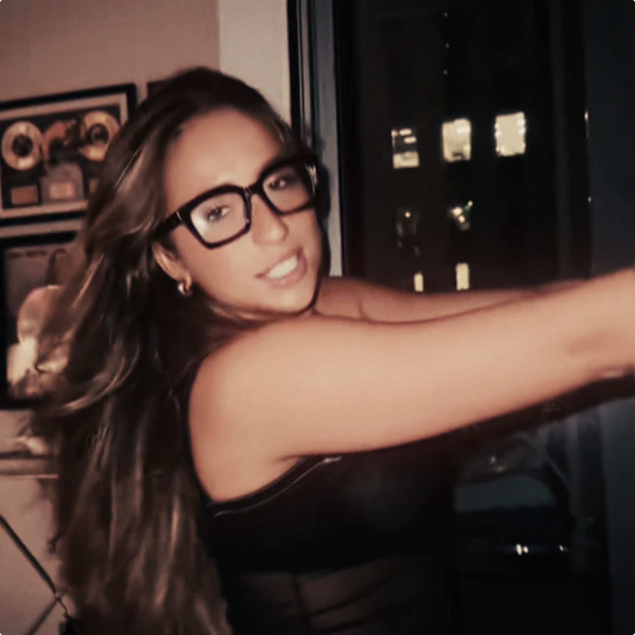 TiO [ twx; megnfx ib/cc; @a ] #tatemcrae #tatemcrae1 #tatemcraeedits #tatemcraeconcert #tatemcraesong #tatemcraetiktok #fyp #fypage #foryoupage #viral #fypシ゚viral #trending #omgpage #velocity #twixtor #edit 