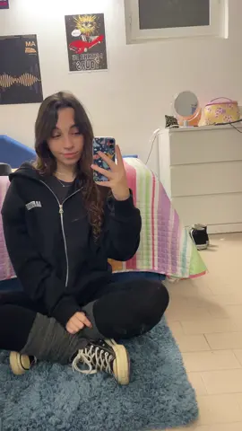 grandissima fan di irbis dalla seconda media (no, anche se può sembrare non vado piu in seconda media)