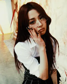 NOT AROUND #fyp #foryou #yunjin #lesserafim #huhyunjin #edit #kpop #kpopedit 