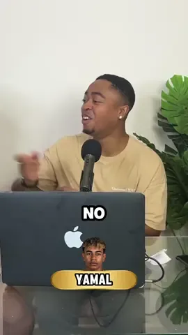 Football Impostor🤔👀 Can you guess who it is?🕵️‍♂️ #footballimpostor #footballchallenge #soccerchallenge #football #Soccer #footballimposter #challenge #foryoupage #fyp 