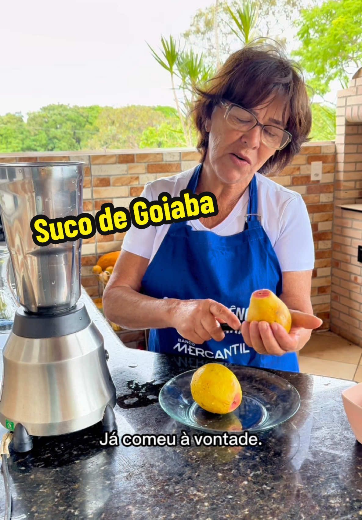 Nós aqui na chácara não deixamos estragar nada. Tudo é reaproveitado. Nada de deixar as coisas passarem do ponto, nem o que está na terra, nem o que está na nossa conta! É sempre bom guardar um dinheirinho, principalmente agora que o fim de ano está chegando e as despesas aumentam. Economizar sempre foi uma prioridade por aqui, e eu conto com o aplicativo do @Banco Mercantil para acompanhar  a minha conta sem precisar ir até a agência. É facinho de mexer. #bancomercantil #mercantil *parceria paga com Banco Mercantil  