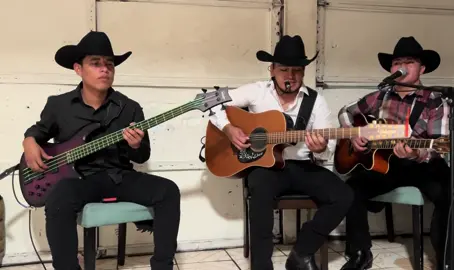 La mujer y la guitarra #mexico🇲🇽 #honduras🇭🇳504 #olancho #parati #guatemala🇬🇹 #viral #parati #elsalvador🇸🇻 #fyp #cover 