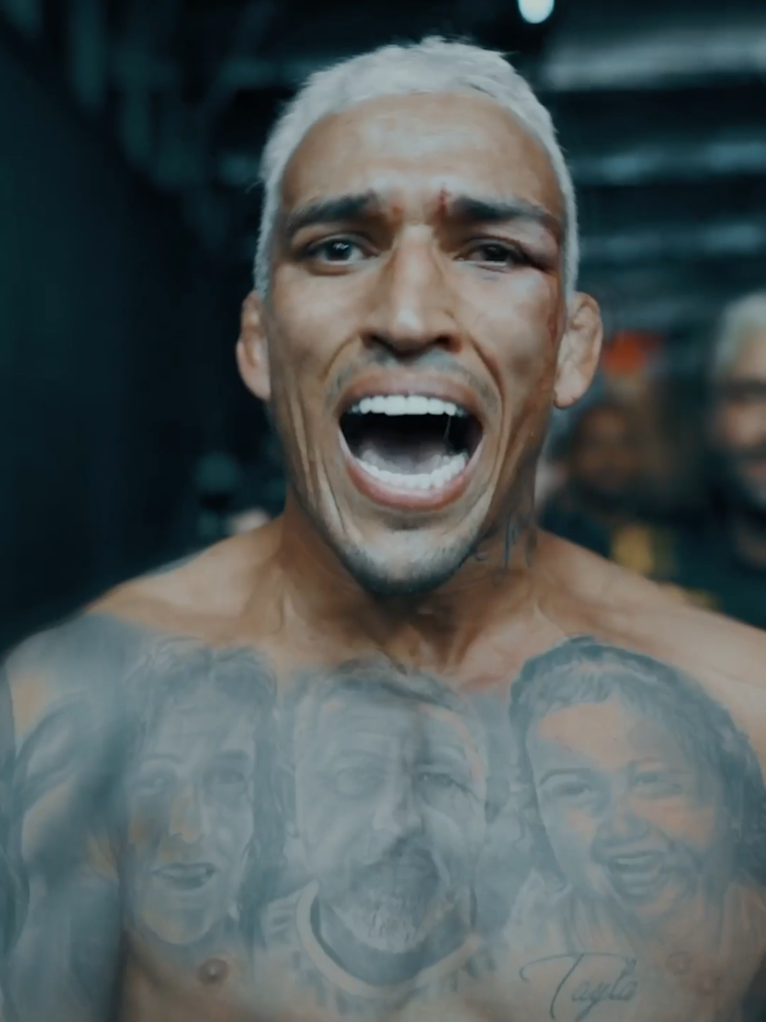 O #CharlesDoBronxs vem aí! 🔥 Sábado tem o ex-campeão dos leves em ação em busca de retomar o caminho pelo cinturão no #UFC309! 💪 #UFC #MMA #TikTokEsportes #CharlesOliveira #Oliveira #Hype
