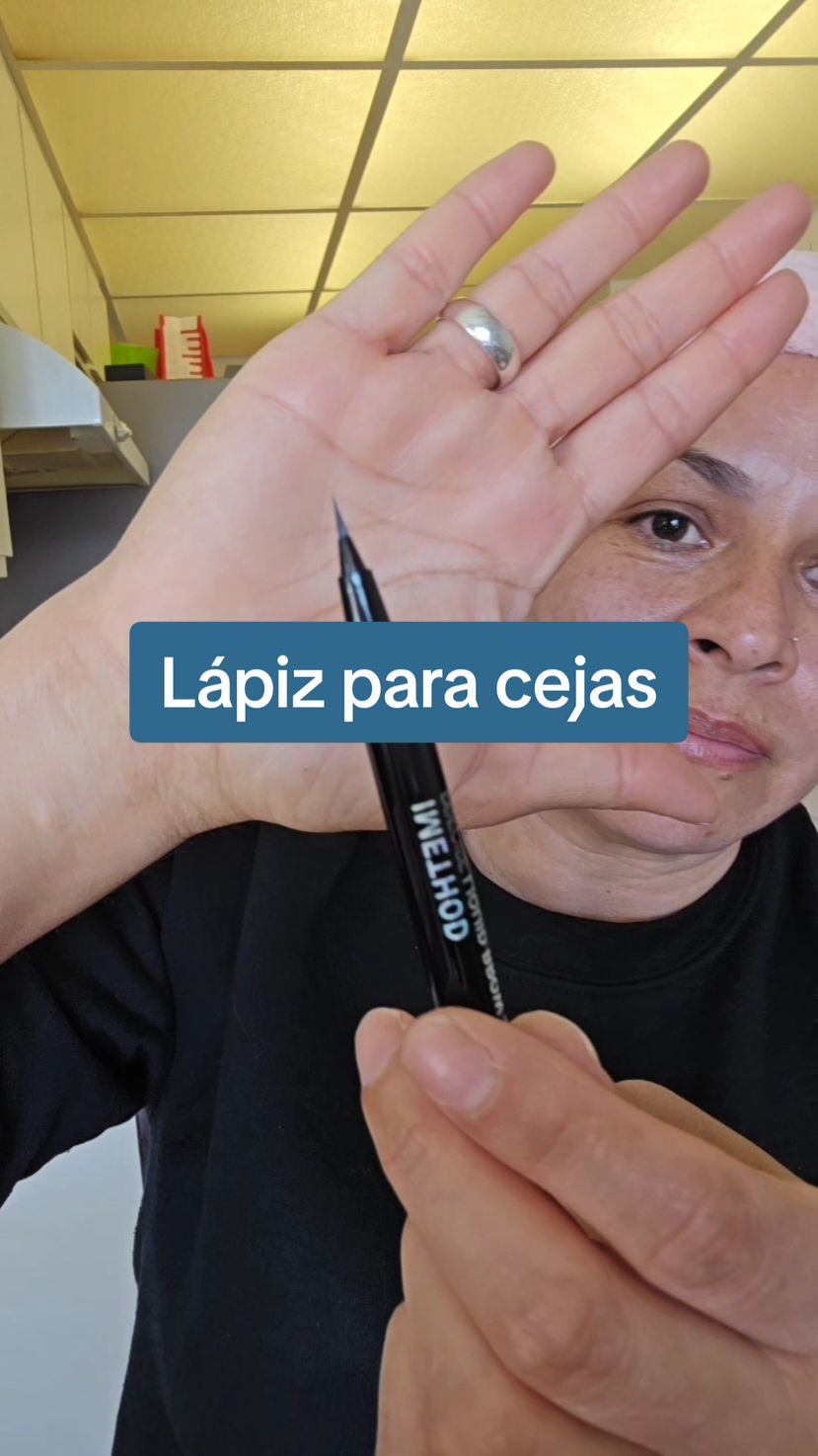Microblading con un lápiz para cejas! #lapizdecejas #cejasapruebadeagua #Microblading #eyebrowtutorial #eyebrows #tiktokshopcybermonday #tiktokshopholidayhaul #tiktokshopblackfriday #imethod 