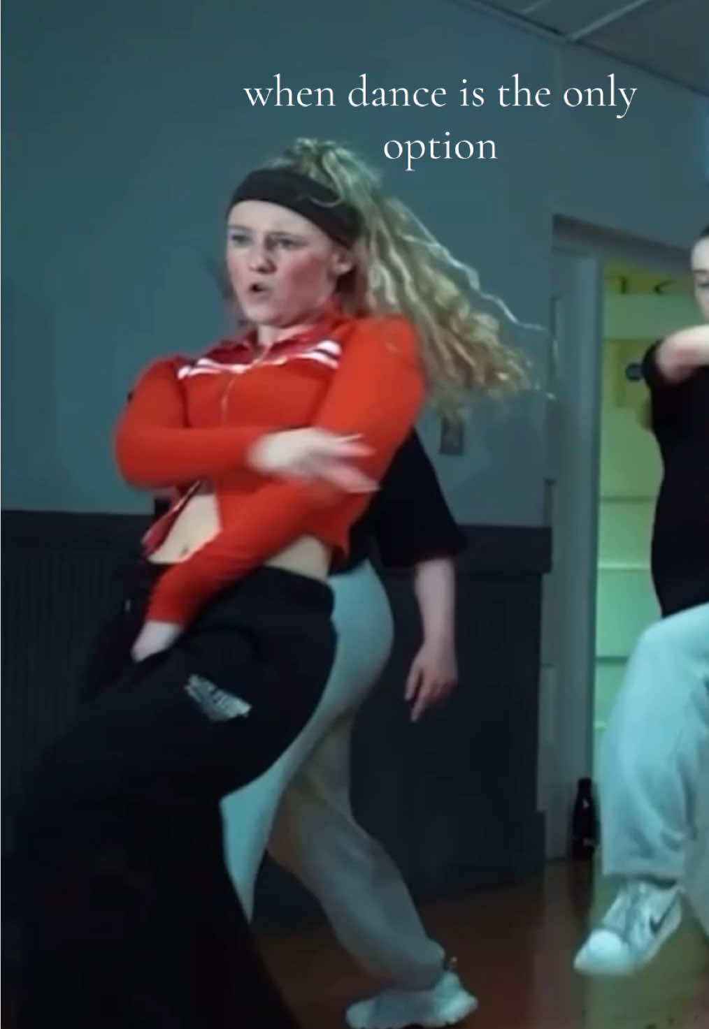 dance well and truly saved my life🫶🏻the ONLY option🩷wait til the end for baby zoe heheh #dance #dancer #passion #gradlife 