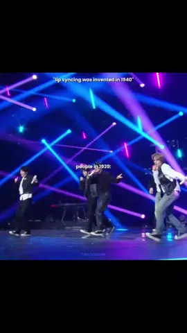 lip syncing is not for them actually. #txt #choisoobin #soobin #choiyeonjun #yeonjun #choibeomgyu #beomgyu #kangtaehyun #taehyun #hueningkai #kai #overthemoon #thestarchaptersanctuary #comeback #mv #yeonbin #taegyu #tubatu #4thgenleaders #tomorrow_x_together #txtbighitofficial #txtedits #txtmoa #moa #fyp 
