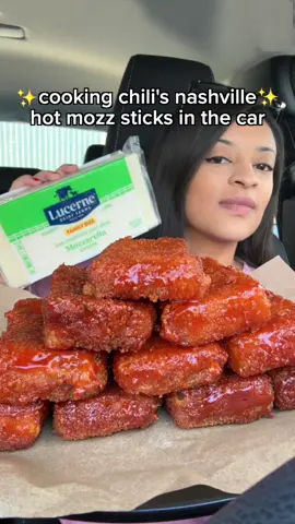 Cooking chili’s nashville hot mozzarella sticks in the car mukbang #fyp #fypシ #chilis #cooking #cheesepull #mozzarellasticks #cheese #nashville #mozzarella #mukbang #eating #asmr #recipes #foodtiktok #foryou #foodreview #FoodTok #crunchy #carcook #crunchysounds #carcooking #food #fastfood #hack #Foodie #viral #fastfoodhack #secretmenu 