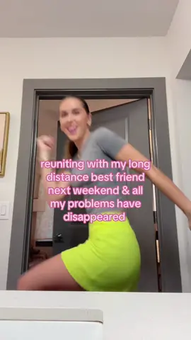 BEEN WAITING FOR THIS ONE !!! @morgannn  #longdistancefriendship #bestfriendreunion #longdistance #reunion #citygirls 