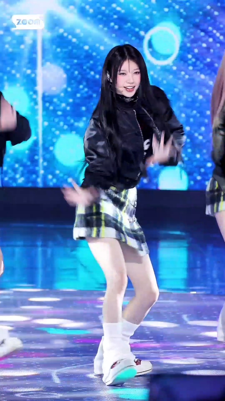 hermosa💗#ILLIT #MOKA #IYKYK #illitmoka #kpop #fancam #IYKYKchallenge #illit_iykyk #IYKYKifyouknowyouknow #fyp #idol #japan #korea 