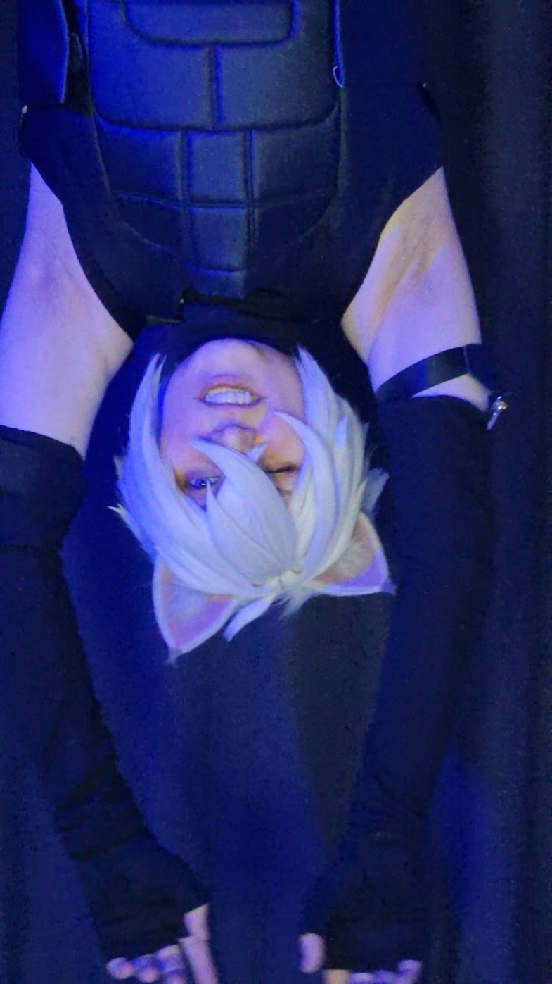This trend already over? bahahah Wanted to try it too 😔 #seth #zenlesszonezero #zenlesszonezerocosplay #sethlowell #sethcosplay #sethlowellcosplay #zzz #zzzcosplay 