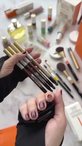 Beauty happy Tok: Four (I love) from (the many) new Trait d'Hermès eye (and lip) pencils. #hermes #hermesbeauty #traitdhermes 