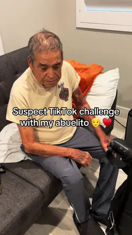 He was tired and said he’ll continue tomorrow. He is getting ready for bed… he needs to watch his alien documentaries. ##fyp##foryoupage##abuelito##grandpa##paratii