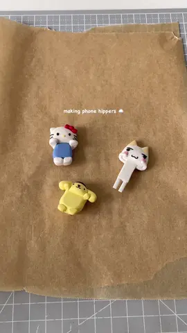 making polymer clay phone hippers~ full process on my yt 💕 #DIY #polymerclay #clay #hippers #diyproject #sanrio #diygift #easycraft 