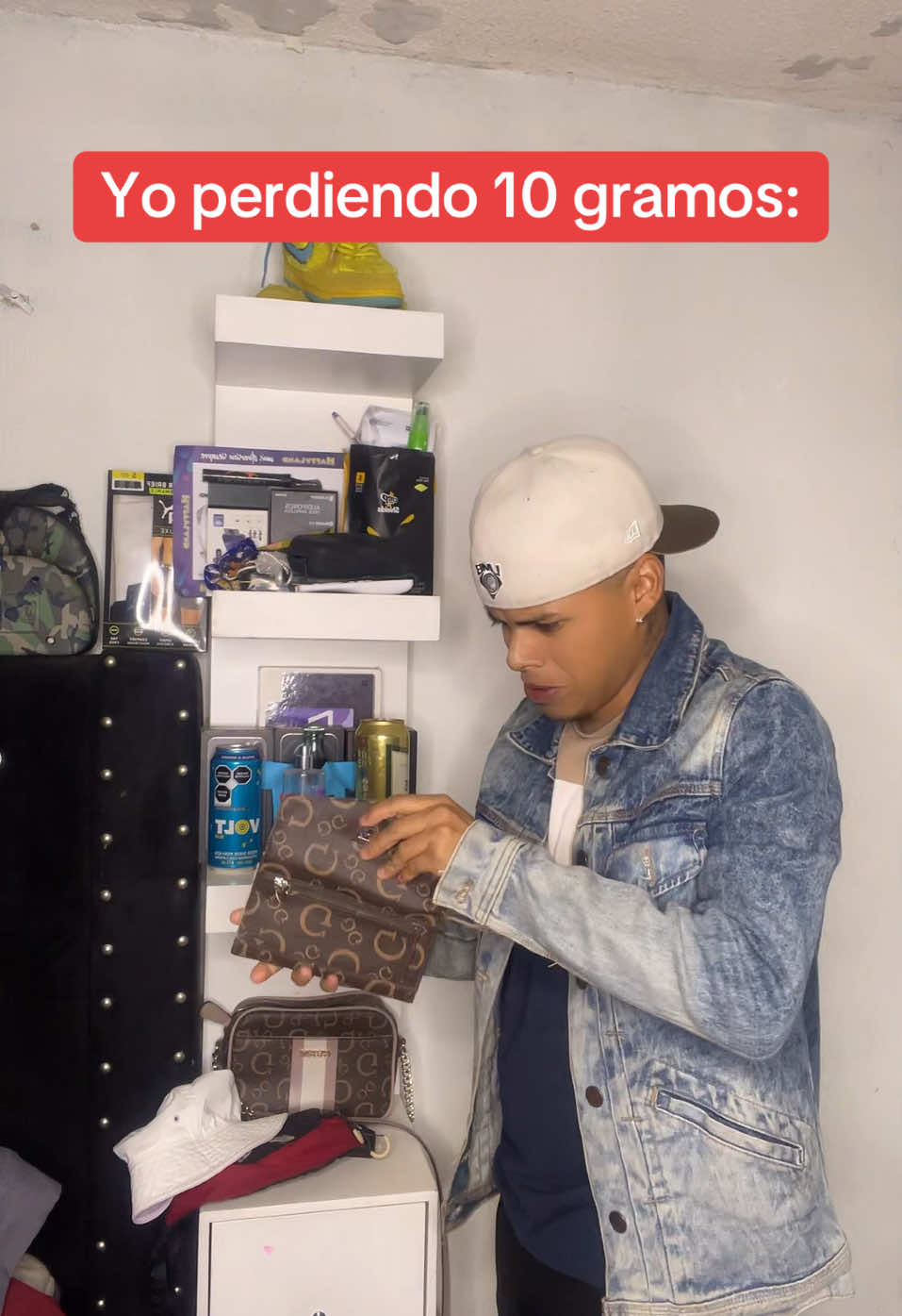 Si alguien los ve son mios eee raza 😭😭😂#parati #tijuana #humorlatino #comedia #mannymatamx 