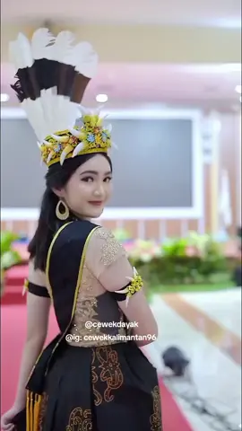 #tetapcantik #gadiskalimantan #vt #cewekdayak #sukudayak 