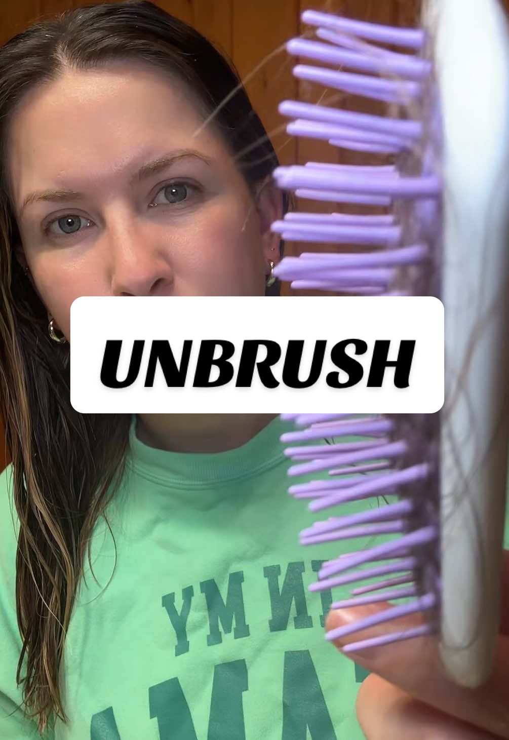 The unbrush helps you brush your hair frizz free. Has zero balls on the bristles, making it easy to clean and nearly impossible to leave dandruff and left over product on your brush.  • • #unbrush   #TikTokShopBlackFriday #TikTokShopCyberMonday #TikTokShopNewArrivals #FallDealsForYou #TikTokShopHolidayHaul #FallDealsForYou #blackfridaydeals #blackfriday2024 #giftideas #christmas #tiktokshop #viralvideo #fy #fypシ #sahm #sahmlife #stockingstuffer #gift  #OOTD #spotlightfinds #blackfridayearlydeals #freshforwinter 