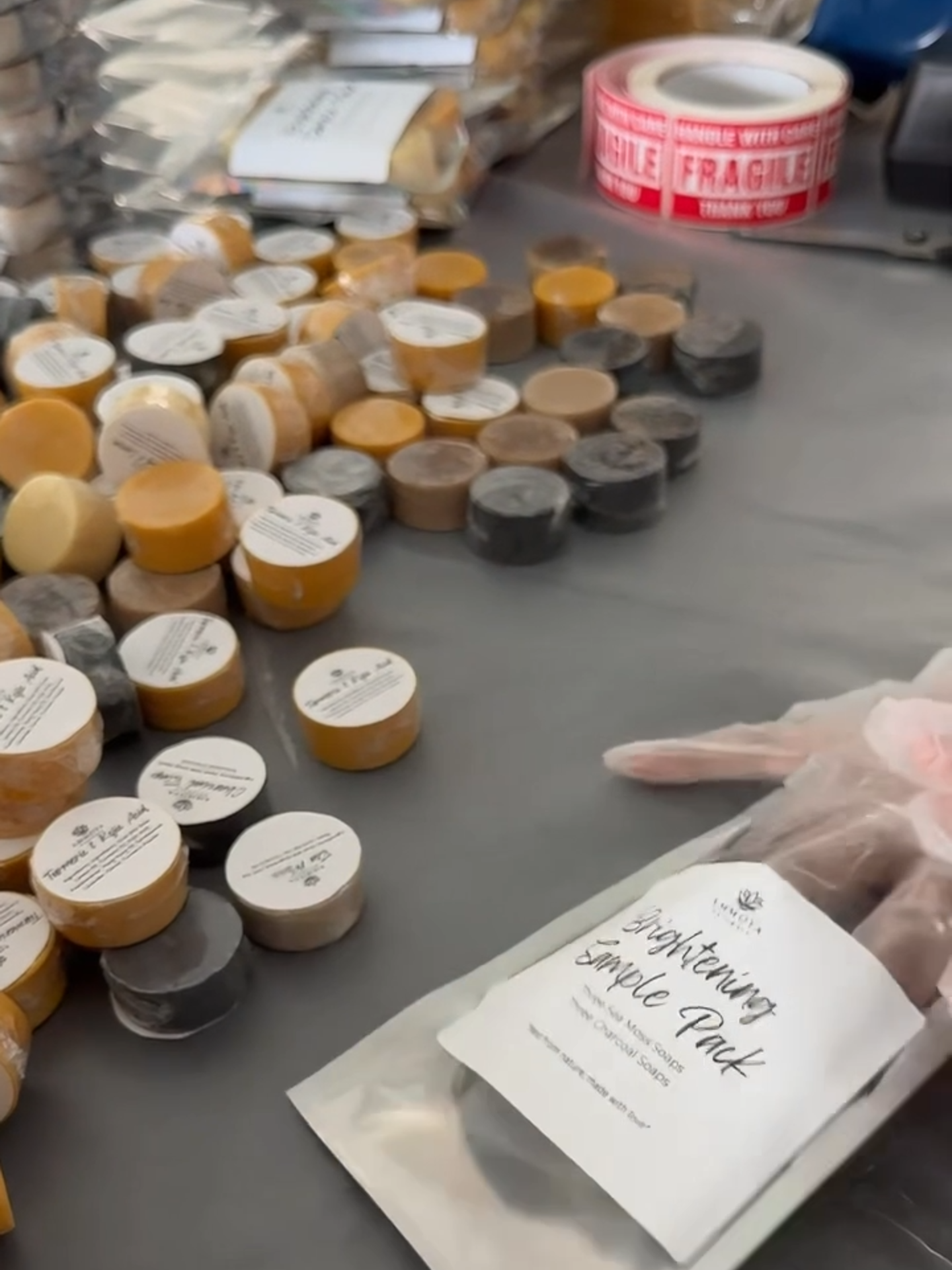 Say hello to your new skincare faves with our Sample Set of 1 oz Soaps! 🌟 Perfect for clear skin, tackling dark spots, and keeping your skin super moisturized. Each soap is packed with natural goodies like turmeric for glowing skin, charcoal for a deep clean, and aloe vera for all-day hydration. Try them all and find your perfect match! #ClearSkin #DarkSpotSolution #MoisturizedSkin #SkincareEssentials #BeautyRoutine #NaturalGlow #TeenBeauty #SelfCareSunday #InstaBeauty #TikTokSkincare#turmericsoap #turmericbenefits