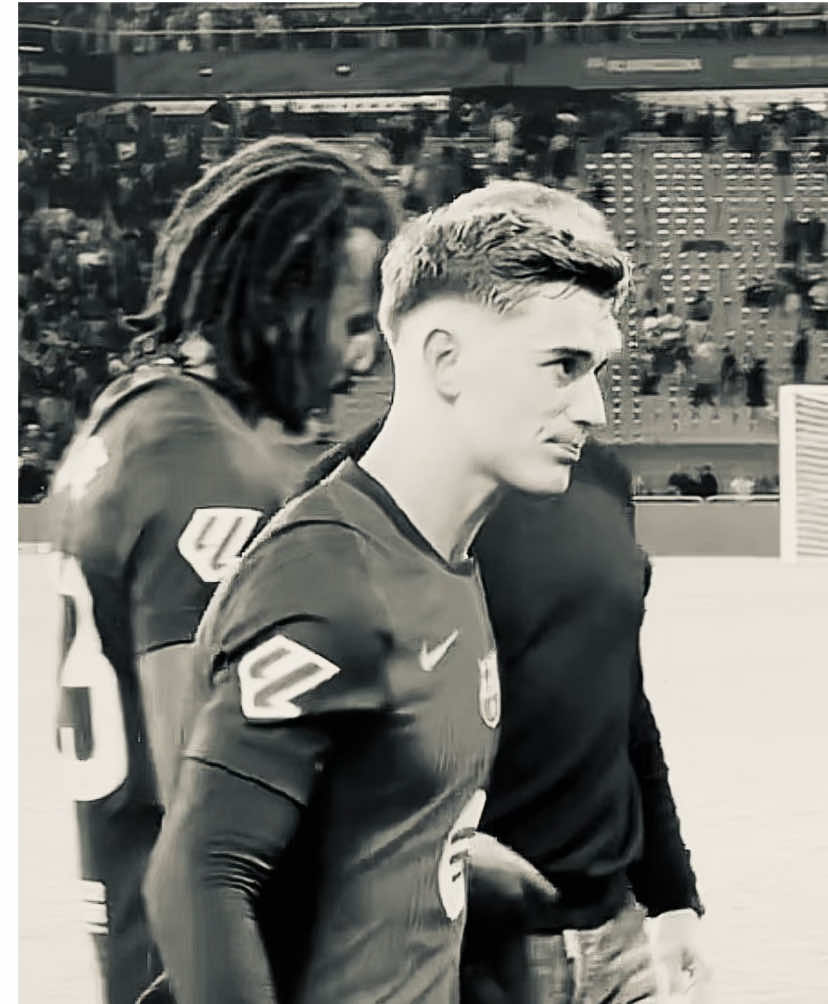 تغنج ياا حبيبيي تغنج! | #fyp #pablogavi 