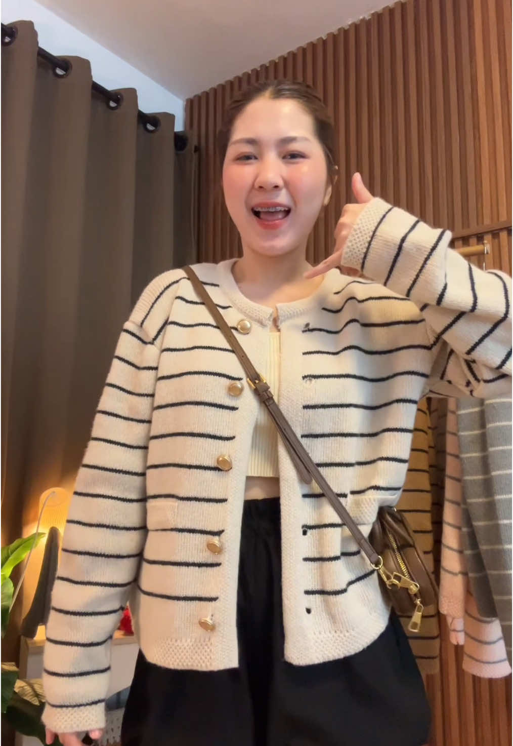 สีครีมคือดีสสส🥐🤎#เสื้อแขนยาว #เสื้อกันหนาว #เสื้อไหมพรม #fyp 