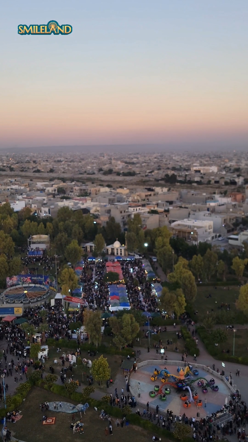 عربی - كوردی أجواء مهرجان الرمان  في مدينة ألعاب سمايلاند  يستمر المهرجان ليوم الجمعة المصادف ١١/١٥  تفتح أبواب سمايلاند يومياً من الساعة ١:٠٠ ضهراً ألى أوقات متأخرة من الليل  >>>>>>>>>>>>سمايلاند <<<<<<<<<<<<<  ڤيستيڤالى هەنار  له شارى يارى سمايلاند  بەردەوام دەبێ تاوەكو ١١/١٥  رۆژانه سمايلاند كراوەيه له كاتژمێر ١:٠٠ دواى نيوەرۆ تاوەكو درەنگانى شەو 📌العنوان/ کرکوك - حي الضباط – شارع عدن - قرب الجسر الرابع للإستفسار: 07722628585 ناونیشان / كەركوك - جادەى عدن نزيك پردى چوار - شاری یاری سمایلاند#مام_أزاد #مهرجان_الرمان_سمايلاند #مدينة_العاب_سمايلاند #سمايلاند #مدينة_ألعاب_سمايلاند #مهرجان_للرمان @مدينة سمايلاند المائية @سمایلاند كركوك 
