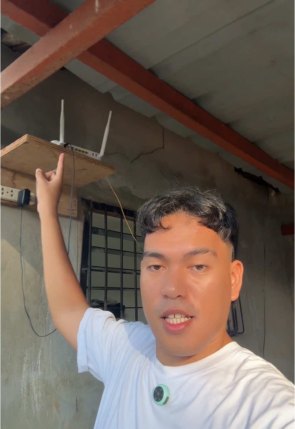 Enhance 6-antenna Wifi Range Extender Wifi Repeater 300 Mbps 2.4G Wireless Signal Booster Internet Booster for Home and Office Signal Amplifier Network Amplifier High Speed Wifi Extender Wireless Network Repeater Network Router Range 