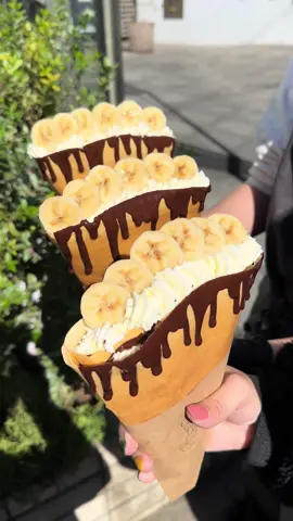 東京で1番美味しいクレープ！濃厚なチョコとバナナの相性が抜群で絶品です！ 「クレープとエスプレッソと 表参道店」 📍 東京都渋谷区神宮前4-13-20   #japanesefood #japanfood #japan #tiktokfood #東京グルメ