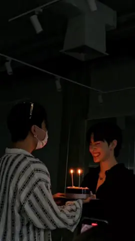 perth is hereeee 🥺🖤🤍 © pearzyp #santapp #perthtanapon #santarcade21stbd #fyp #perthsanta #santa21stbirthday 