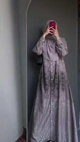 cakep polll!!😭❤️ #simple #mewah #dresslebaran2025 #dresskondangan #gamiskekinian #bajumuslim #outfitideas #ootdhijab #masukberanda #ootdfashion #fypp #gamis