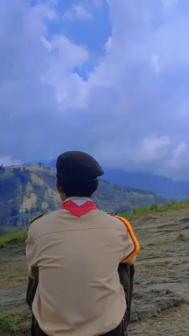 terimakasih atas semua yg telah kakak kakak berikan kepada kami, semoga kebaikan kalian menjadi jalan kesuksesan untuk kalian di masa depan, terimakasih kakak🤍🙂 #fyppppppppppppppppppppppp#pramukaindonesia#virall#indonesiamaju#prajamudakarana 