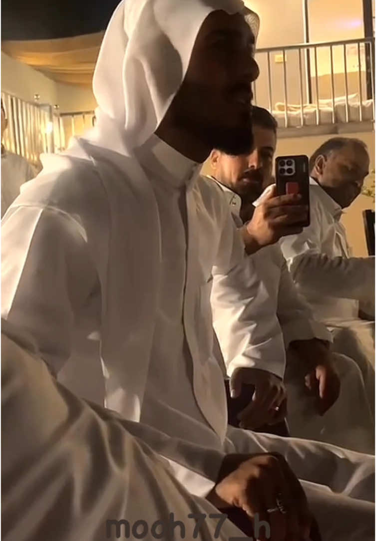 احد المواويل حسين الدبيني.       #mooh77 #محمد_بوجبارة #ملا_حسين_الدبيني 
