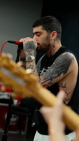 *autotune foi inventado em 1997* os artistas em 1996: #zaynmalik #zayn #vaiprafy #creatorsearchinsights 