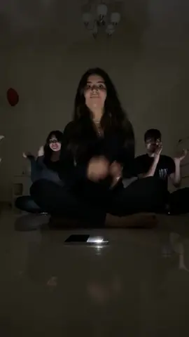 بعد ١٠٠٠٠٠ محاولة 😂 @jeelchacha #يارا_عزيز #arabcomedy #دبي #yara_aziz 