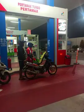 Tahun ini banyak memberiku pelajaran,tapi aku ora mudeng🥴 #fyppppppppppppppppppppppp #masukberanda #fypシ #2stroke #2strokeindonesia 