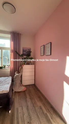 Jedině růžová😂🫶🏼 jak často přemisťujete nábytek?🤔😃✌🏼 #pinkroom #imjustagirlintheworld #fav #fyp #imjustagirl #fyp #bedroomcheck #pinkonly #girlsplace✨ #fypシ゚ #blondie #fypシ゚viral🖤tiktok 