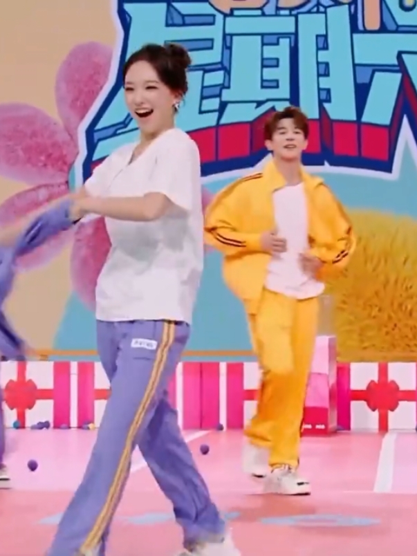 cut Trình Tiêu nhảy samba battle với mọi người😆 #chengxiao #trinhtieu #hi6 #程潇  #เฉิงเซียว #성소 #seongso  #xiaomi #tieumat  #mie_xiao🐰     #xuhuong #chengxiao #chengxiao 