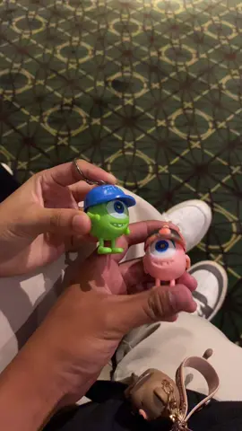 Iloveyou moree sayangkuu #fyp #xyzabc #fypシ #keychain #gantungankunci #gantungancouple #monsteruniversity #lucu #iloveyou 