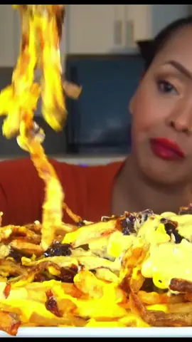 Cheese loaded fries#fries🍟 #foodietiktok #mukbangeatingshow 