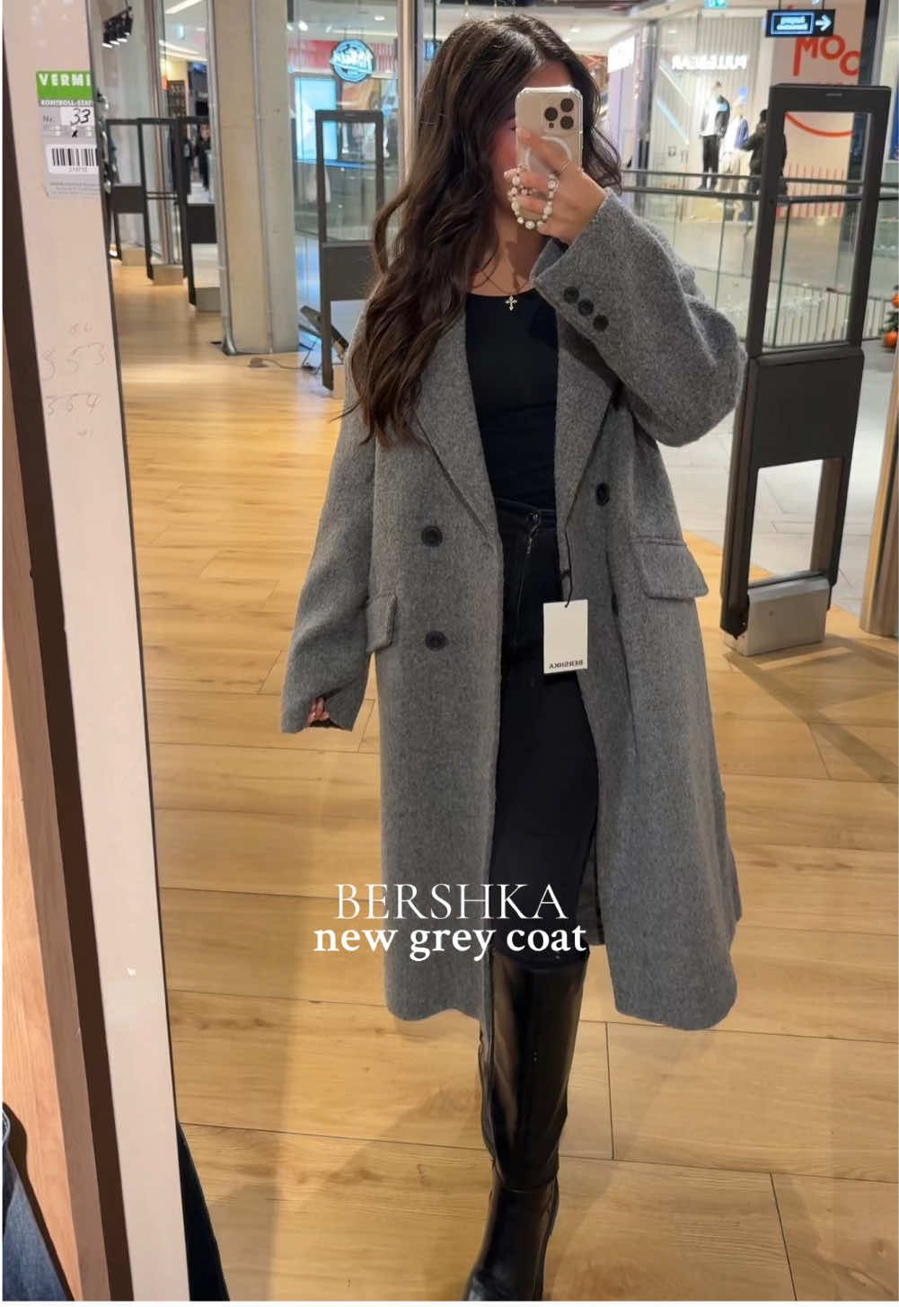 In love 🫶🏽 #bershka #bershkastyle #tryonhaul #fashiontiktok #outfit #outfitinspo #fashion #autumnvibes #shoppinghaul #ootdinspo #foryou #fyp #autumnoutfit #styleinspo #coat 