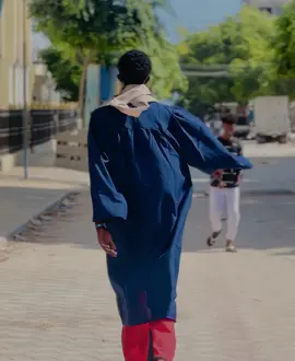 maxaa kafahanteen gys 😅😂🤔@yusuf indho🔥 #bariize_ #somalitiktok #tiktok #foryoupage #fyp #foryou #so_fun21 #fypシ #edit #somali 