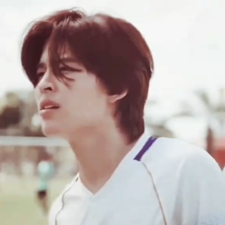 toey and peem fighting while im so ready to hold both of their boyfriends' hands with both of my hands 😊 #weareseriesedit #weare #weareseries #phum #q #ppnaravit #pondnaravit #pondphuwin #winynny #winnythanawin #winnysatang #thaibl #gmmtv #fyp #foryourpage #xyzbca #trend