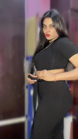 🖤🫣 #croptop #skirt #tiktokshop 