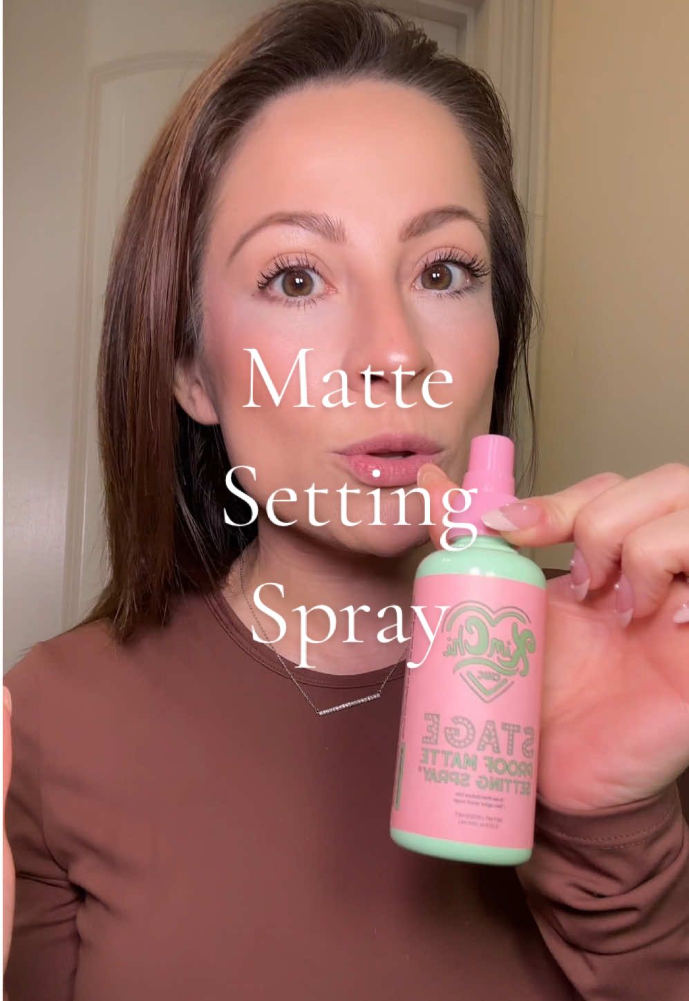 The best matte setting spray on the market ✨✨ #settingspray #makeup #kimchichicbeauty #earlyblackfridaydeals #TTSTasteMakers #mattesettingspray #ttstakeover 
