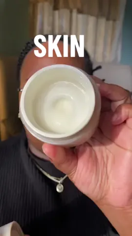 My honest reviewing using Hue Supra Fade to treat my hyperpigmentation @HUE.  A solid product for sure!  Currently using @EADEM 💚 update coming soom!  #hyperpigmentation #darkspots #darkspotserum #madeforhue #suprafade #skincare #blackgirlskincare 