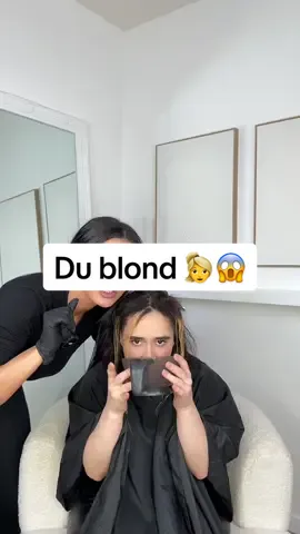 She asked me to go completely blonde 👱‍♀️ OMG 😱 #hairstyle #tutorials #asmr #hair #blonde #colors 