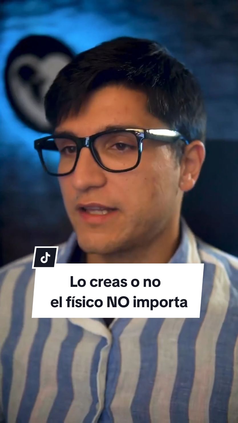 Lo creas o no. El físico no importa.❌ Tener una buena personalidad es esencial para que los demás te consideren atractivo, para que quieran estar cerca de ti y para que te den su confianza, y conseguir una buena cita. Sígueme y aprende a gustarte y a gustar de verdad! #comoligar #seduccion #psicología #autoestima 