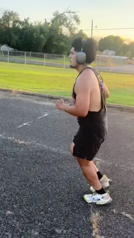 #greenscreenvideo Nothing but PR’s #Running #zyns #mexican #runner #pr 