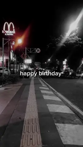 feeling sad on your own birthday is one of the worst feelings ever. can i have a wish🥀 10 November, HBD to my self hehe #sad #sadvibes #sadbirthday #galaubrutal #story #sadstory 