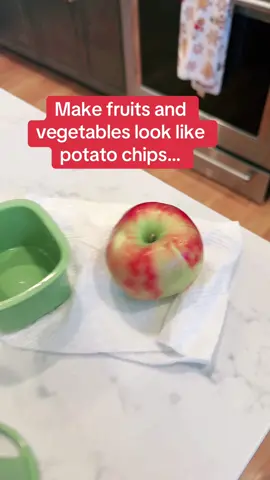 This rotary slicer and grater is literally kitchen magic if you have young children who don’t like to eat their fruits and vegetables! Suddenly apples, cucumbers, and carrots can look just like potato chips.  Make snacking and dinner time fun and healthy for your family.  Thank you, @SUSTEAS for sending me my new favorite kitchen gadget! #susteas #rotaryshredder #tiktokshopblackfriday #tiktokshopcybermonday #kitchengadgets #rotaryslicer #veggiechips #chopper #mandilon #julienne #slicer #grater #cutkidsfood #momlife #healthykids #healthyeating #kidmealprep #kitchentools #vegetables #healthysnackideas 